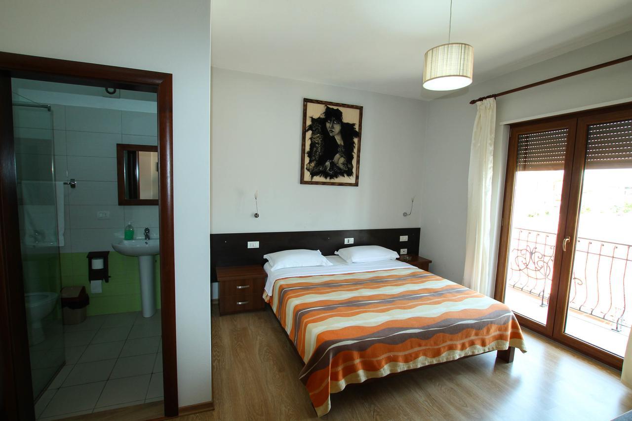 Hotel Eposi Шкодер Экстерьер фото