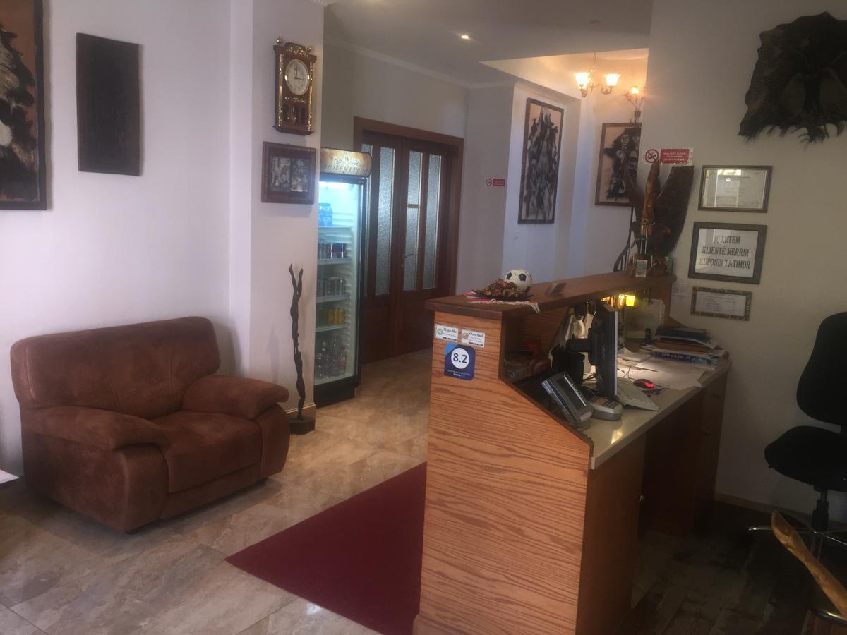 Hotel Eposi Шкодер Экстерьер фото